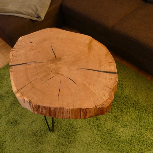 Baumscheiben Tisch Eiche mit Epoxidharz
geölt